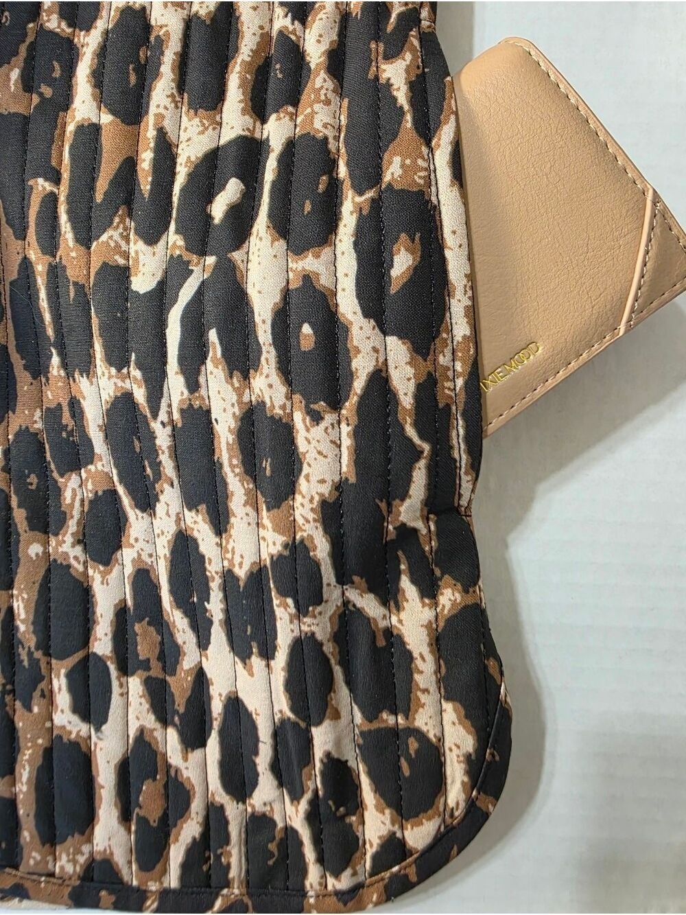 Veveret Leopard Bow Tie Quilted Vest M Boho Revival Leopard Luxe NWT - Picture 4 of 8